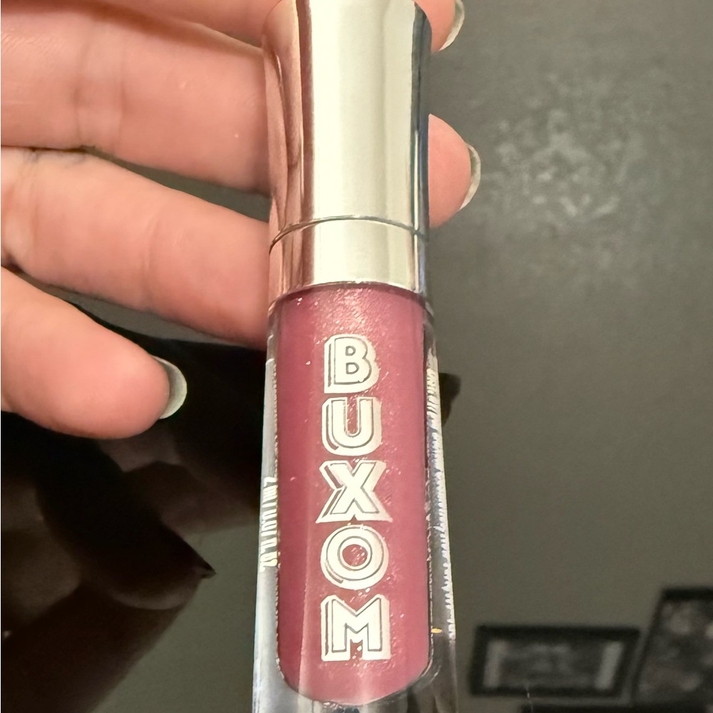 Buxom Bold Berry Lip Gloss